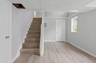 95-B N Main St, Andover, MA 01810 - Photo 5