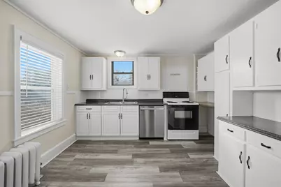 115 Berkshire St #2, Springfield, MA 01151 - Photo 3