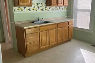 3 Orchard St, Millbury, MA 01527 - Photo 7