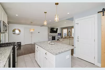 65 Armsby St, New Bedford, MA 02745 - Photo 21