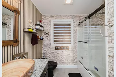 65 Armsby St, New Bedford, MA 02745 - Photo 31