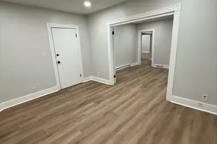 78 Forest St, Attleboro, MA 02703 - Photo 3