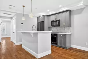 137 N St, Boston, MA 02127 - Photo 3
