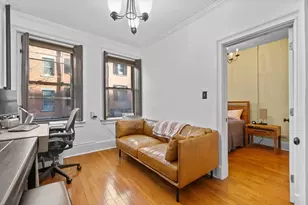 33 Irving St, Boston, MA 02114 - Photo 5