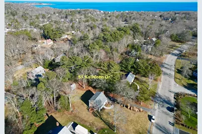 51 Kathleen Dr, Plymouth, MA 02360 - Photo 3