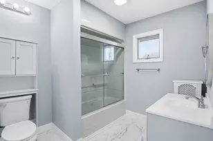 323 Burncoat St, Worcester, MA 01606 - Photo 31