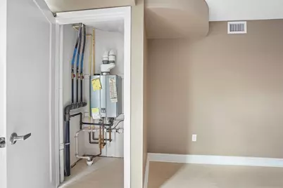 770 Washington Ave #406, Revere, MA 02151 - Photo 31