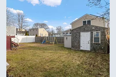 11 Russell Rd, Brockton, MA 02302 - Photo 31