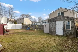 11 Russell Rd, Brockton, MA 02302 - Photo 31