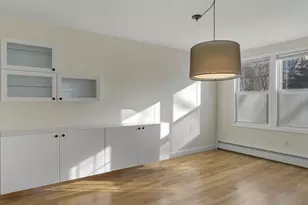 45R S, Bedford, MA 01730 - Photo 5