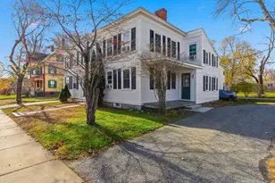 45R S, Bedford, MA 01730 - Photo 31