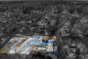 45R S, Bedford, MA 01730 - Photo 37