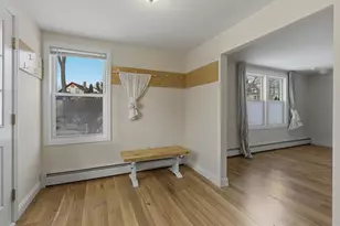 45R S, Bedford, MA 01730 - Photo 27