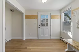 45R S, Bedford, MA 01730 - Photo 25