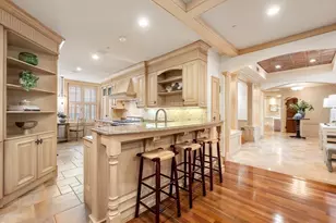 25 Beaver Pl, Boston, MA 02108 - Photo 13