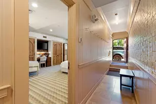 25 Beaver Pl, Boston, MA 02108 - Photo 33