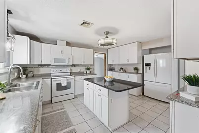 25 Dale Street, Ludlow, MA 01056 - Photo 9