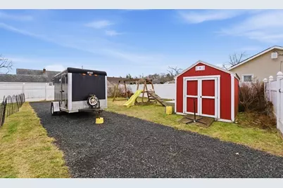 25 Dale Street, Ludlow, MA 01056 - Photo 39