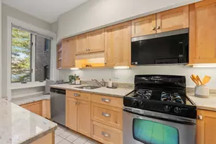 140 Fuller St, Brookline, MA 02466 - Photo 15