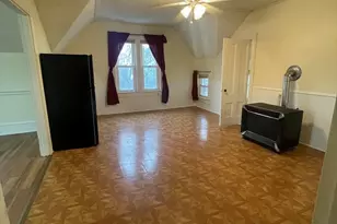 709 Maple St, Fall River, MA 02720 - Photo 3