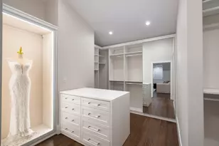 19 Gordon Rd, Newton, MA 02468 - Photo 17