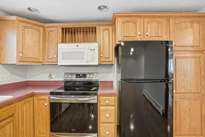 38 Walker Ave Ext, Milford, MA 01757 - Photo 11