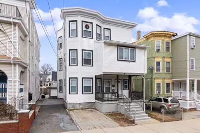 132 Vernal St, Everett, MA 02149 - Photo 1