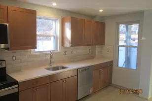 52 Vernon, Wakefield, MA 01880 - Photo 3