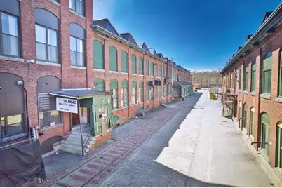 5 Lake Street, Lawrence, MA 01841 - Photo 9