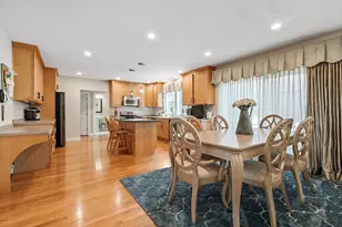 108 Waterford Dr, Hanover, MA 02339 - Photo 17