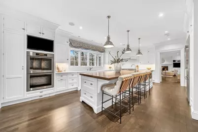 121 Livingston Rd, Wellesley, MA 02482 - Photo 9