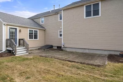 35 Nelson Dr, Bridgewater, MA 02324 - Photo 7