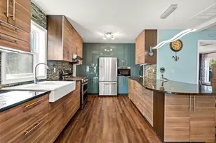 298 Wren St, Taunton, MA 02718 - Photo 5