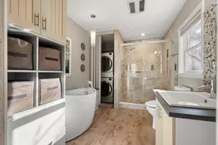 298 Wren St, Taunton, MA 02718 - Photo 19