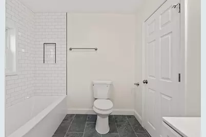 27 Bunker Hill Ave, Lowell, MA 01850 - Photo 39