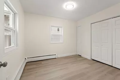 27 Bunker Hill Ave, Lowell, MA 01850 - Photo 25