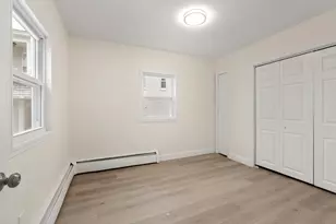 27 Bunker Hill Ave, Lowell, MA 01850 - Photo 25