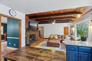 19 Roosevelt Rd, Plymouth, MA 02360 - Photo 9