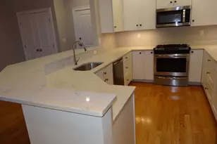 2 Inwood, Woburn, MA 01801 - Photo 3