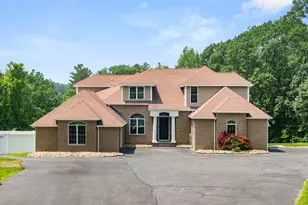 31 Cedar St, North Reading, MA 01864 - Photo 3