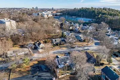 19 Highland Ter, Worcester, MA 01602 - Photo 39