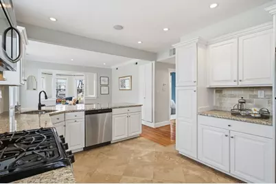 22 Walter St #2, Boston, MA 02131 - Photo 11