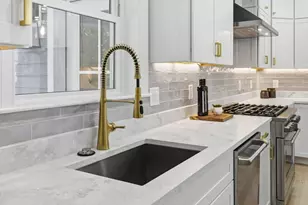 4 Chatham Ln, Danvers, MA 01923 - Photo 11