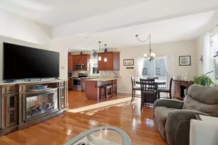 1077 Main St, Agawam, MA 01001 - Photo 5