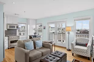 333 Commercial St, Provincetown, MA 02657 - Photo 1