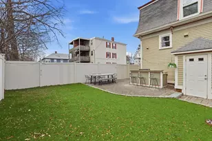 125 Wrentham St, Boston, MA 02124 - Photo 17