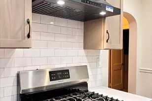 5 Fremont Ave, Chelsea, MA 02150 - Photo 7