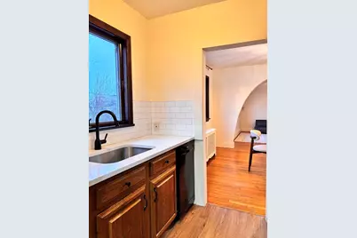 5 Fremont Ave #1, Chelsea, MA 02150 - Photo 5