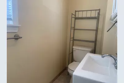 3 Hawkes St #2, Marblehead, MA 01945 - Photo 9