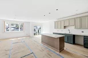 9 Elizabeth Ln, Easthampton, MA 01027 - Photo 9